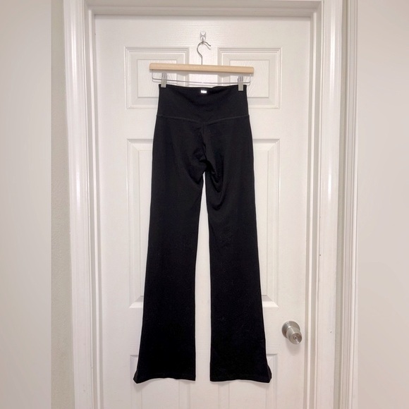 NWT Victoria’s Secret VSX Cotton Split Hem Flare Leggings - Picture 3 of 6